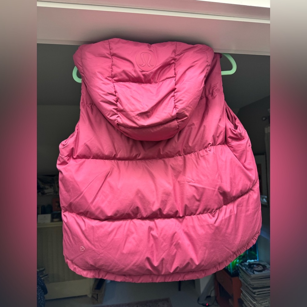lululemon Wunder Puff Cropped Vest in Pink Lychee - Picture 6 of 9